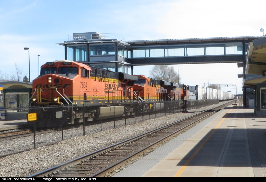 BNSF 7634 West